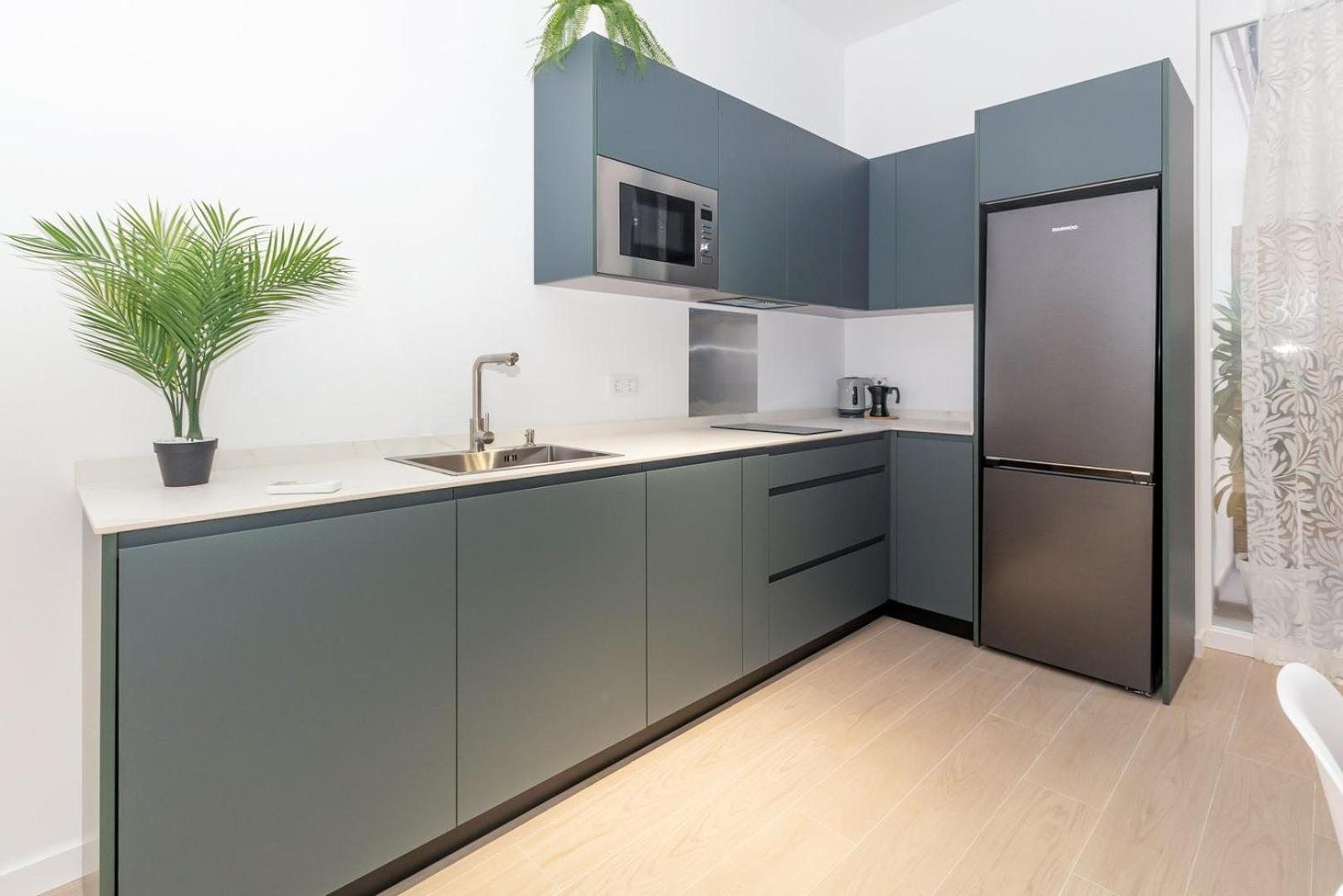 Guestready - Valencia'S Vibrant Malvarrosa מראה חיצוני תמונה