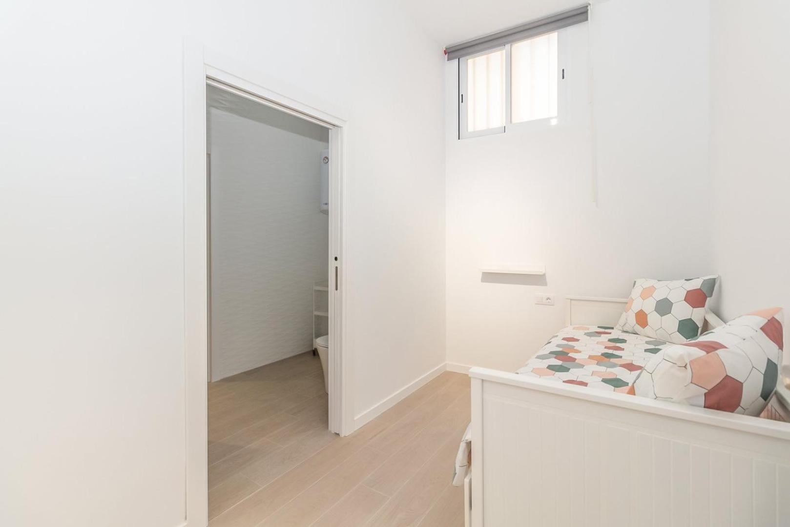 Guestready - Valencia'S Vibrant Malvarrosa מראה חיצוני תמונה