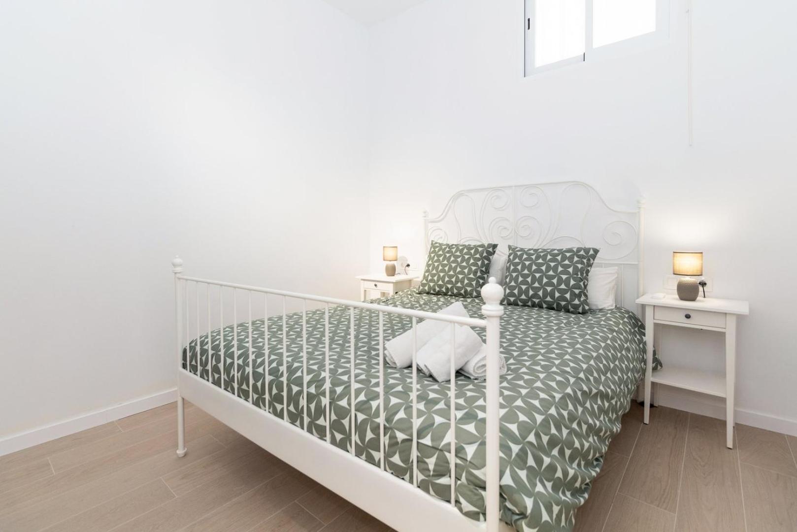 Guestready - Valencia'S Vibrant Malvarrosa מראה חיצוני תמונה